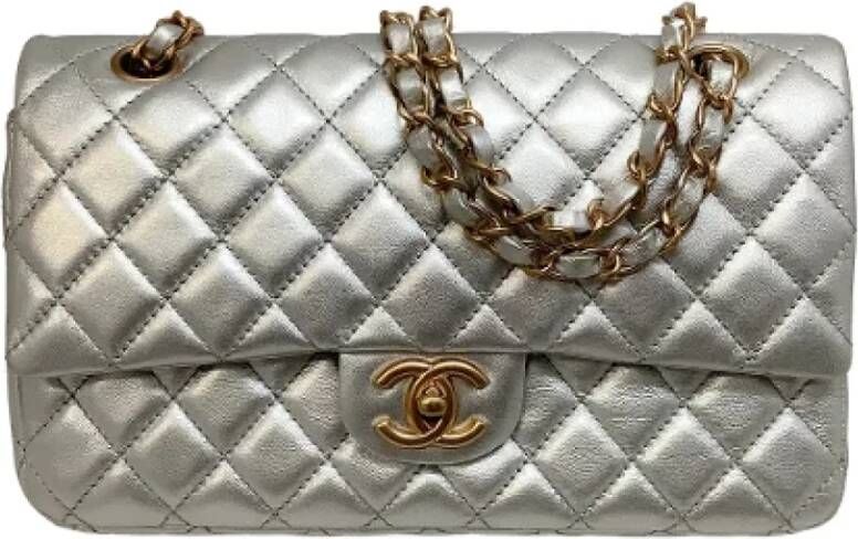 Chanel Vintage Pre-owned Leather handbags Grijs Dames