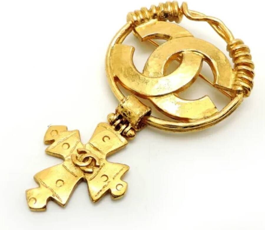Chanel Vintage Pre-owned Metal chanel-jewelry Yellow Dames