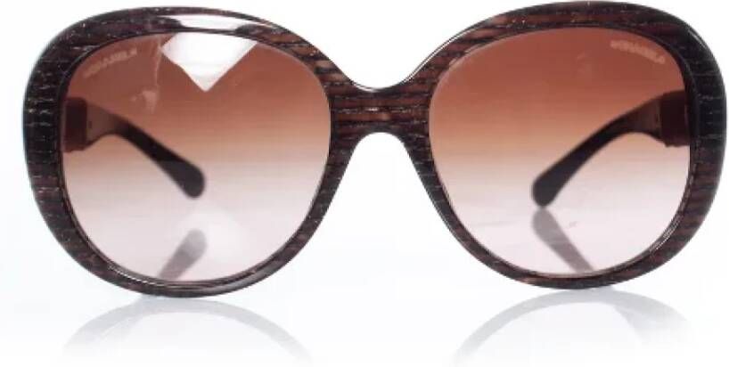 Chanel Vintage Pre-owned Plastic sunglasses Bruin Dames