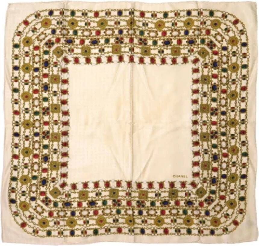 Chanel Vintage Pre-owned Silk scarves Beige Dames