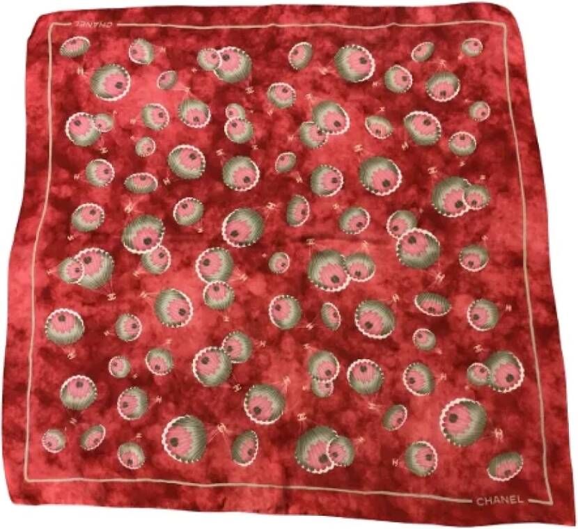 Chanel Vintage Pre-owned Silk scarves Rood Dames