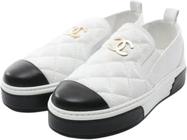 Chanel Vintage Tweedehands Zwarte Leren Chanel Sneakers Zwart Dames