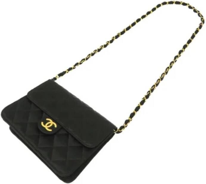Chanel Vintage Tweedehands Zwarte Zijden Chanel Flap Tas Zwart Dames