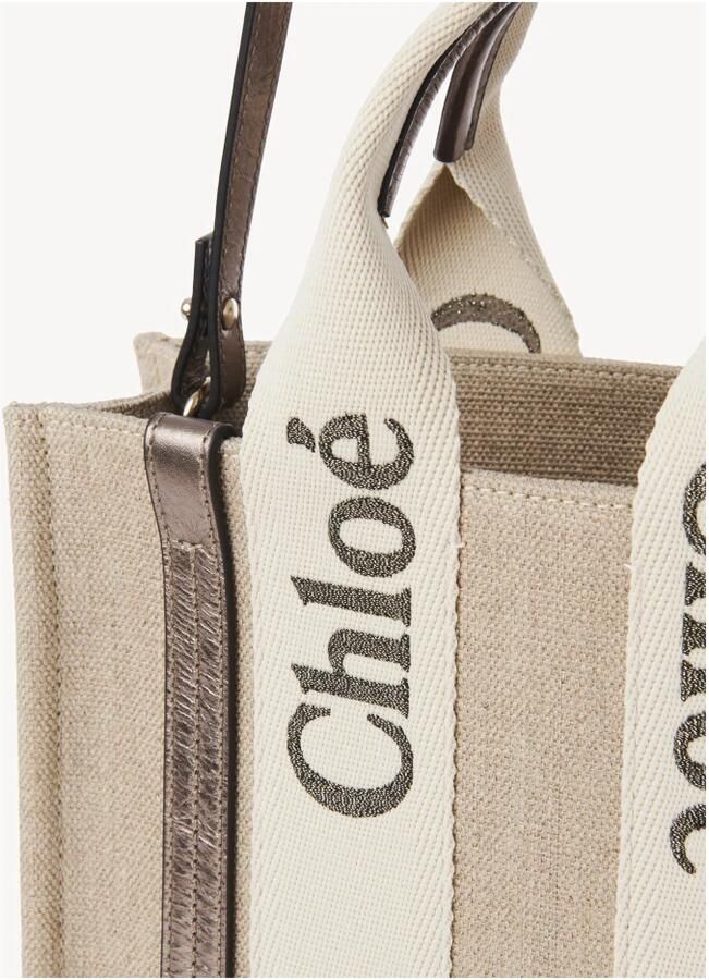Chloé Shoppers & Totes Woody Small Tote Bag in groen - Foto 8