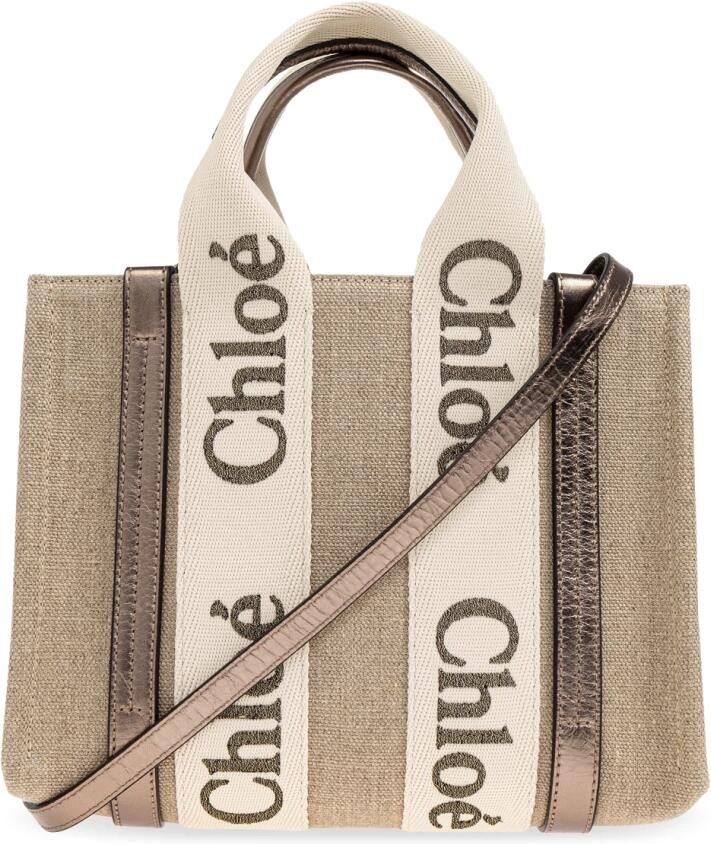 Chloé Shoppers & Totes Woody Small Tote Bag in groen
