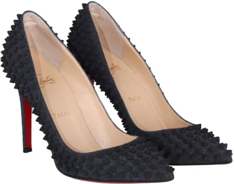 Christian Louboutin Pre-owned Pre-owned Wool heels Grijs Dames
