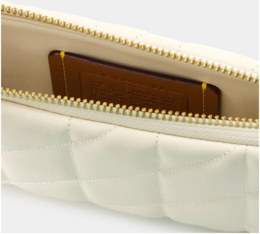Coach Crossbody bags Pouch Bag With Pillow Quilting in crème - Foto 2