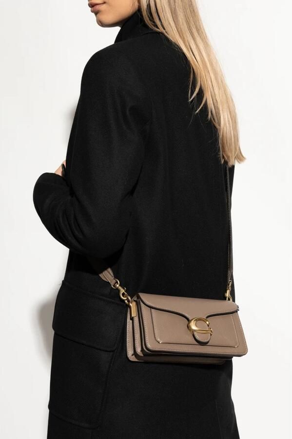 Coach Crossbody bags Polished Pebble Leather Tabby Shoulder Bag 20 Refr in bruin - Foto 11