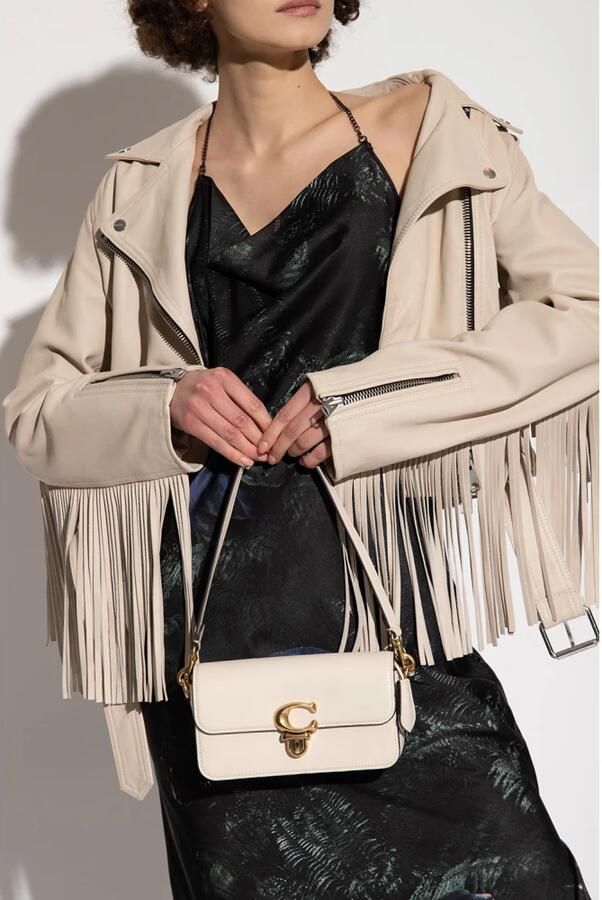 Coach Hobo bags Glovetanned Leather Studio Baguette Bag in crème - Foto 5