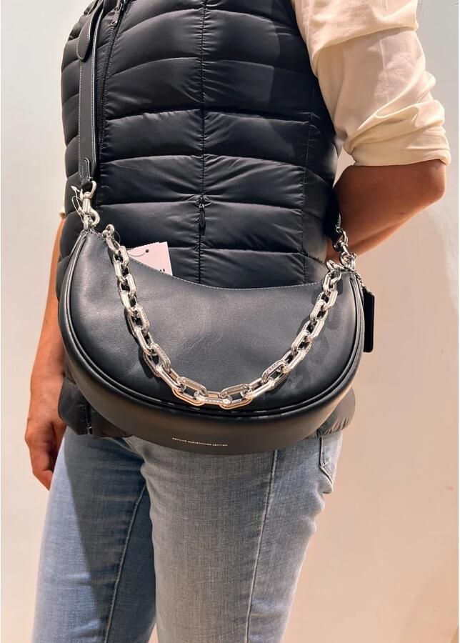 Coach Pochettes Glovetanned Leather Crescent Shoulder Bag With Cha in zwart