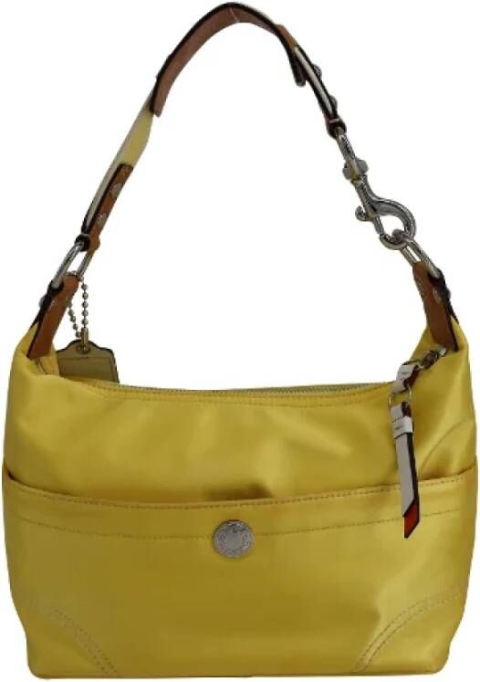 Coach Pre-owned Nylon shoulder-bags Yellow Dames