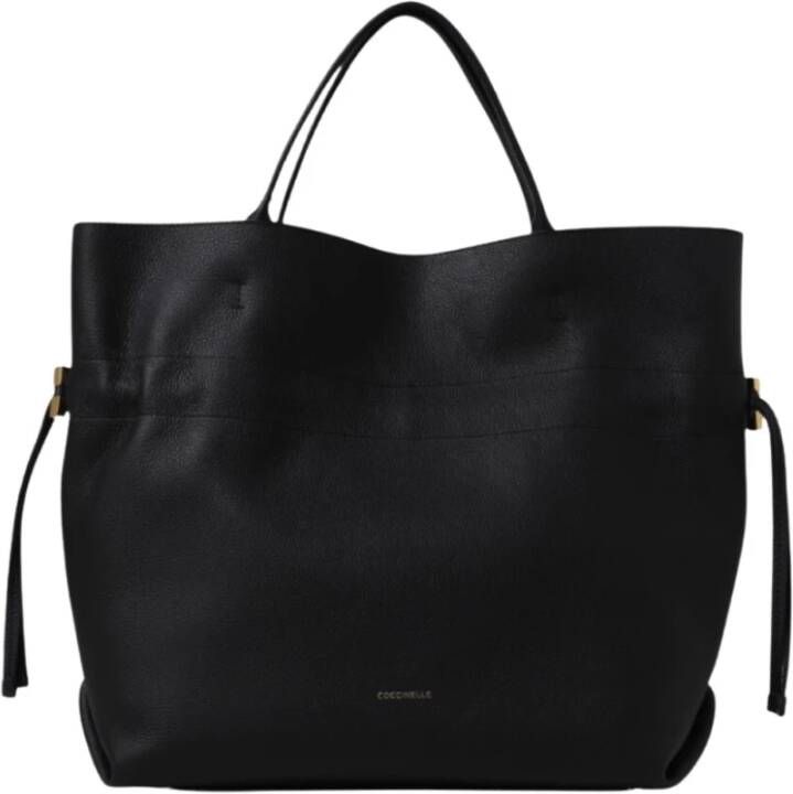 Coccinelle Satchels Romance Handbag in zwart