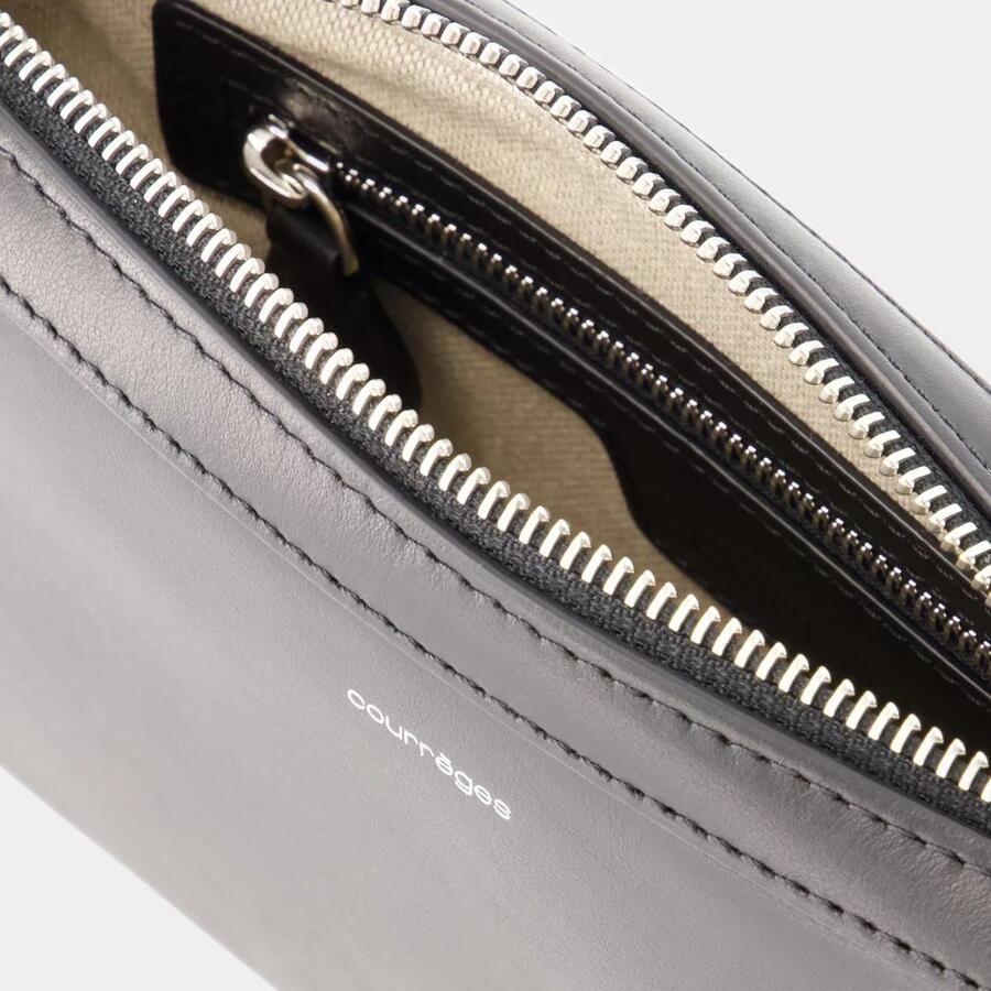 Courrèges Hobo bags One Racer Hobo Bag Leather Black in zwart - Foto 2