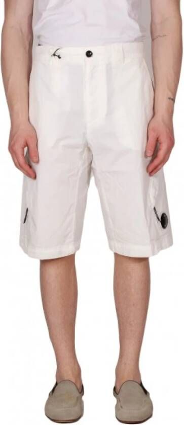 C.P. Company Stijlvolle lange shorts voor zomerse garderobe-update White Heren