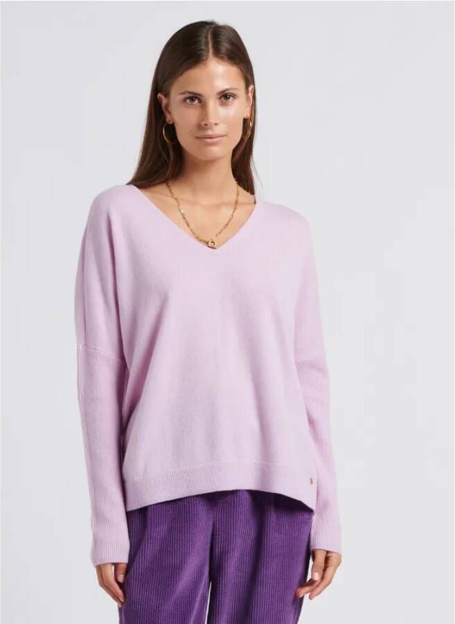 Des Petits Hauts Oversized Wollen Jersey met V-Hals Milkshake Kleur Paars Dames