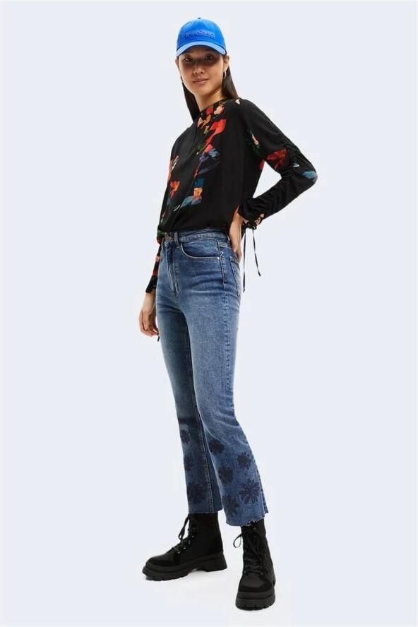 Desigual Blauwe Katoenen Jeans met Borduursel en Contrasterende Details Blauw Dames