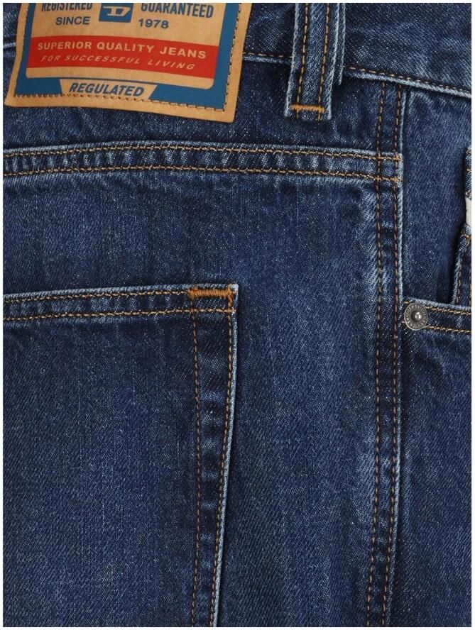 Diesel Klassieke Five-Pocket Jeans met Leren Patch Blue Heren
