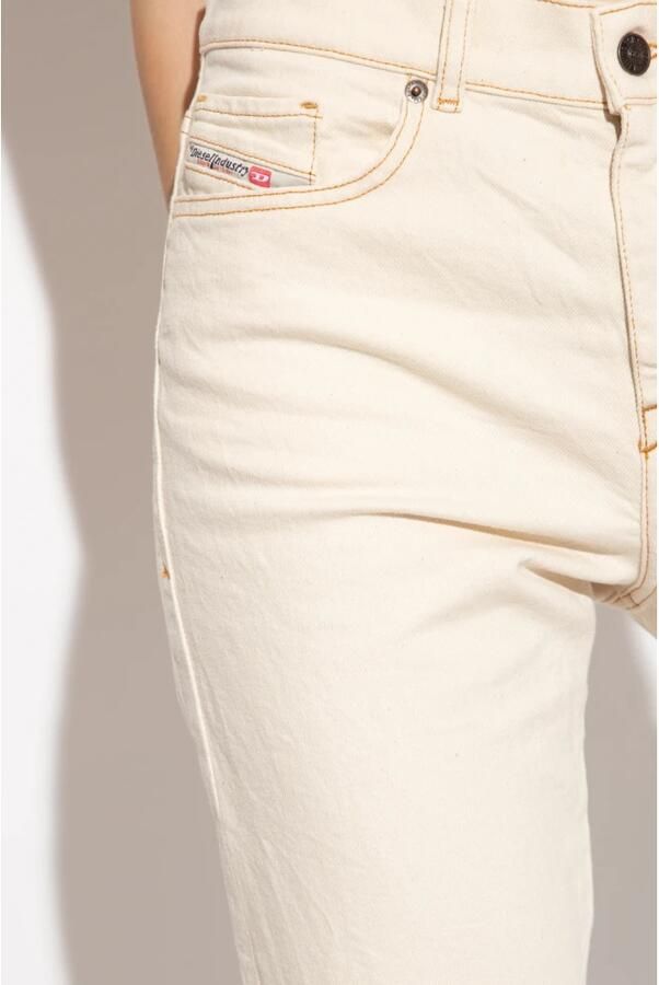 Diesel Comfortabele Straight Jeans voor Vrouwen Wit Dames