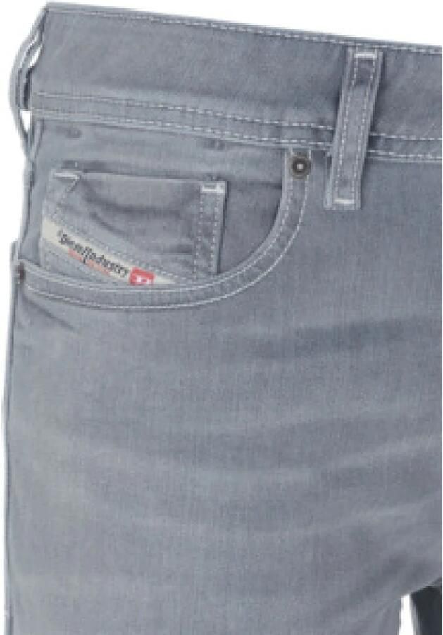 Diesel Stijlvolle Straight Jeans 1979 Sleenker 09E71 Grijs Heren - Foto 2