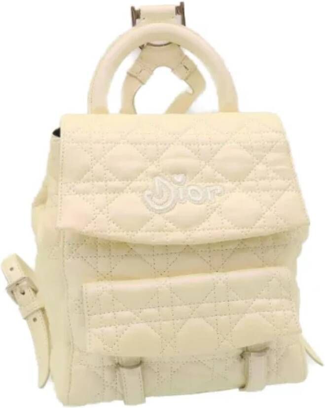 Dior Vintage Pre-owned Leather backpacks Beige Dames
