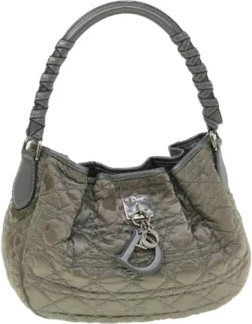 Dior Vintage Pre-owned Nylon handbags Grijs Dames