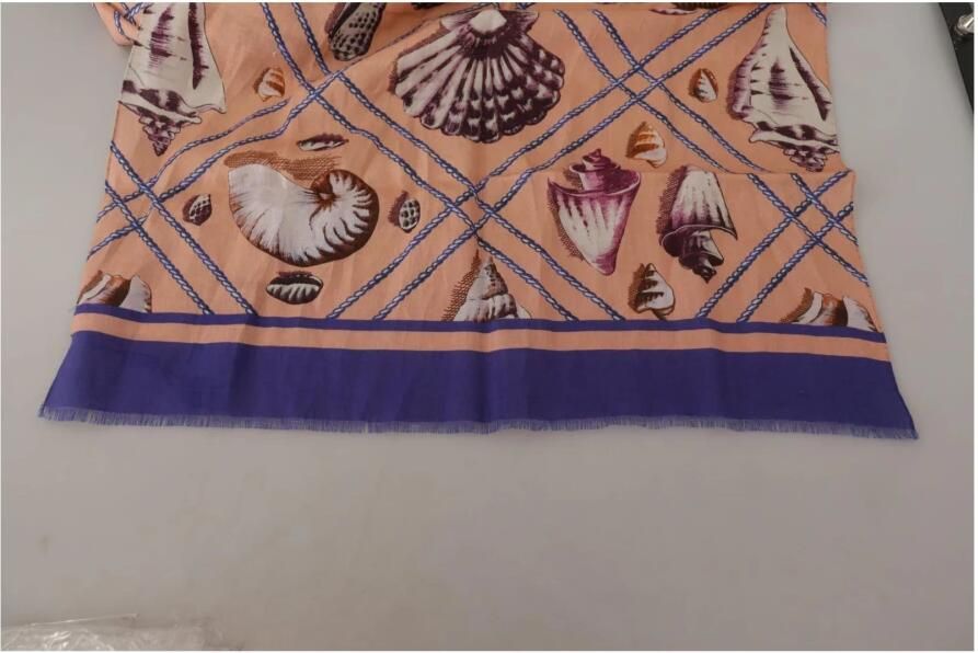 Dolce & Gabbana Zijden sjaal met bloemenpatroon Beige Multicolor Heren