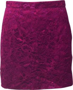 Dolce & Gabbana Pre-owned Dolce Gabbana Lace Pencil Mini Skirt in Purple Cotton Paars Dames