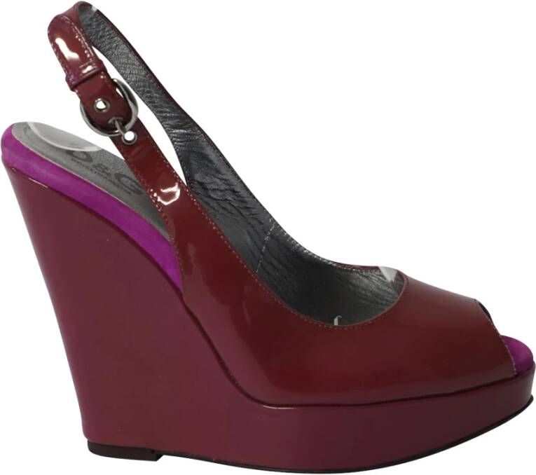 Dolce & Gabbana Pre-owned Dolce Gabbana Slingback Peep Toe Wedges in Maroon Patent Leather Paars Dames