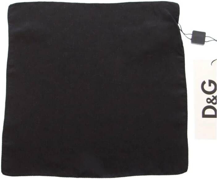 Dolce & Gabbana Zwarte Zijden Zakdoek Stijlvol en Luxueus Black Heren