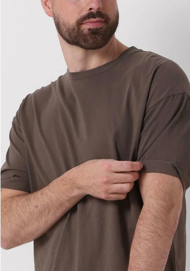 Drykorn T-shirt met extra brede schouders model 'THILO'