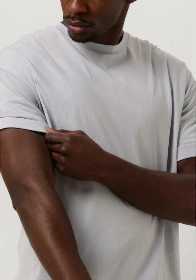 Drykorn T-shirt met extra brede schouders model 'THILO'