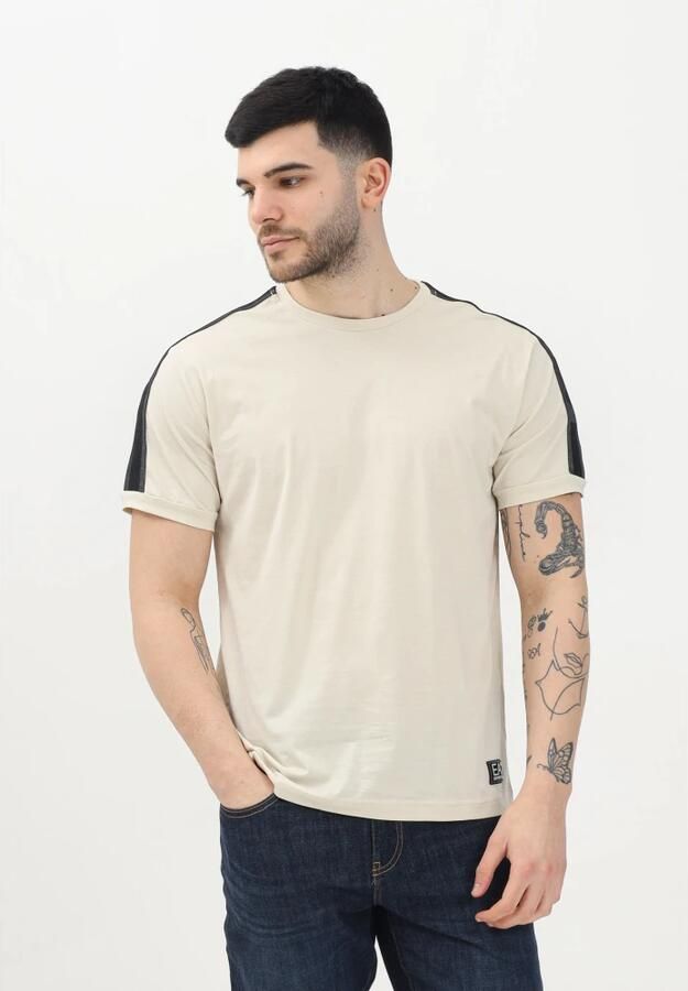 Emporio Armani EA7 Beige T-shirt met contrastdetails Beige Heren