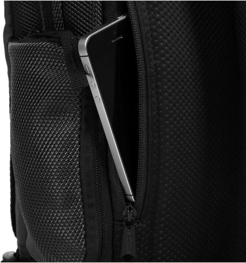 Eastpak Laptoprugzak TECUM M bevat gerecycled materiaal (global recycled standard) - Foto 2