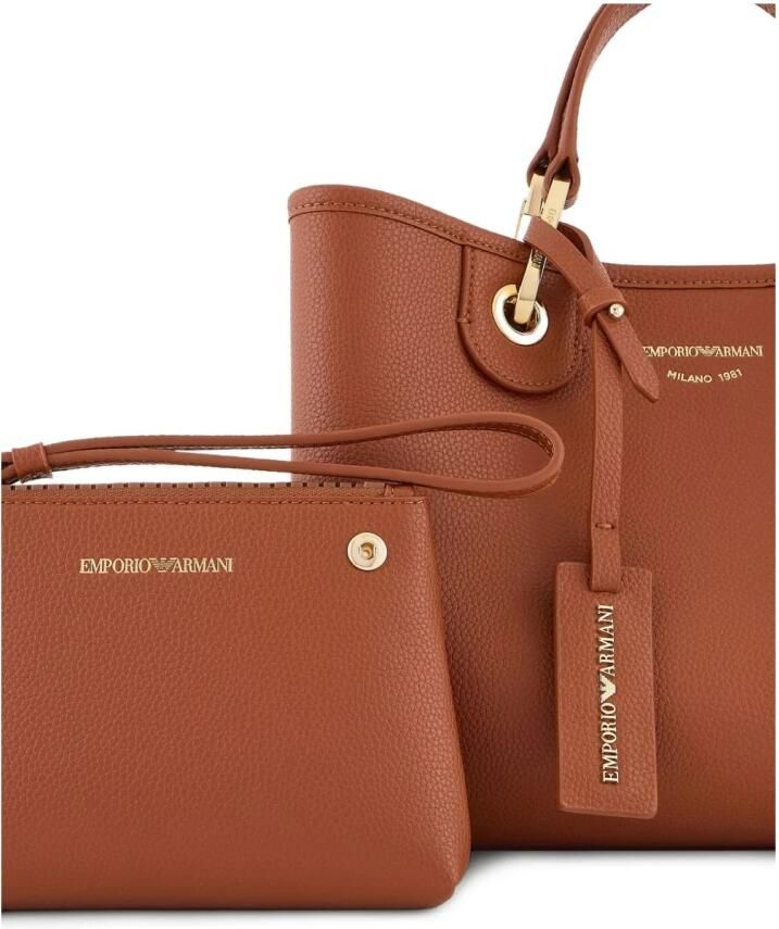 Emporio Armani Bruine Leren Tassen met Magnetische Sluiting Brown Dames
