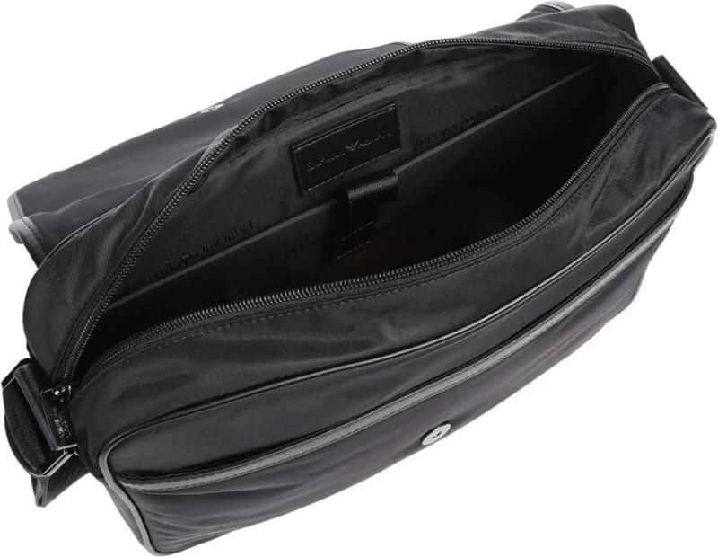 Emporio Armani Zwarte Messenger Schoudertas met Saffiano Print Black Heren