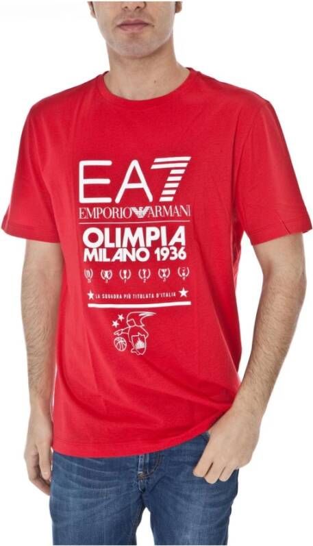 Emporio Armani Korte mouwen T-shirt Hoogwaardige stof Veelzijdige toevoeging aan je collectie Red Heren