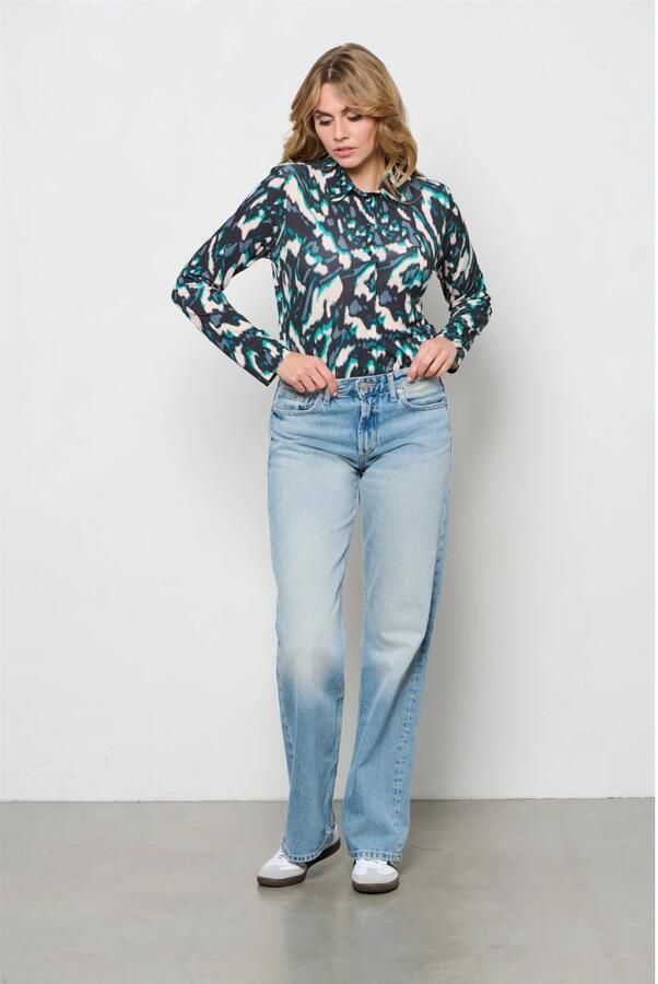 &Co Woman blouse met all over print LOTTE MINERAL blauw zwart wit - Foto 4