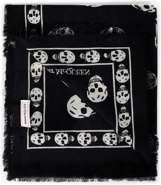 alexander mcqueen Zwarte Wintersjaal Stijlvol en Warm Zwart Dames