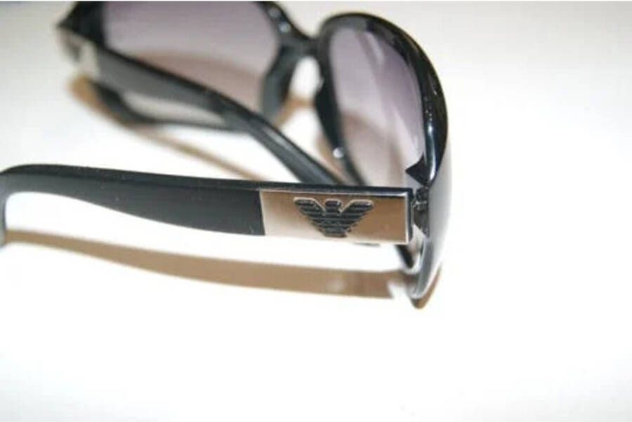 Armani Pre-owned Pre-eigenaarplasticsunglasses Zwart Dames