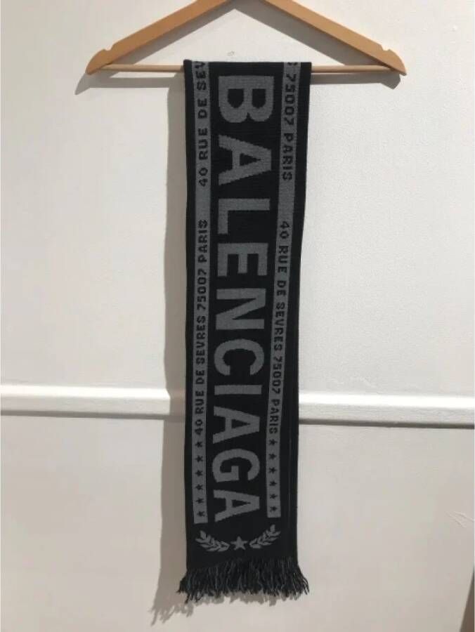 Balenciaga Vintage Pre-owned Wool scarves Zwart Unisex