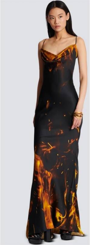 Balmain Lange satijnen jurk met print Fire Oranje Dames