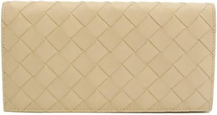Bottega Veneta Vintage Beige Leren Intrecciato Portemonnee Beige Dames