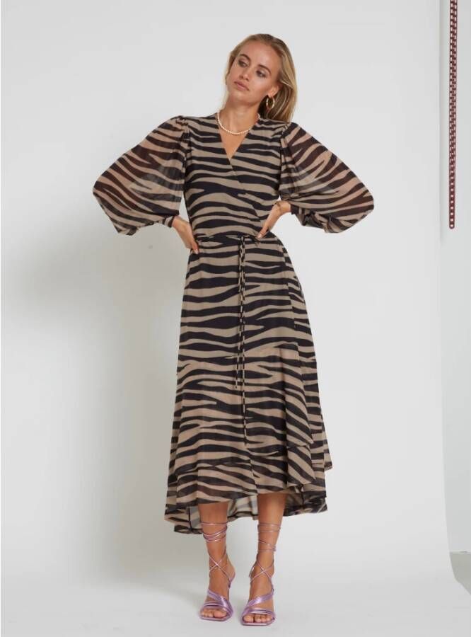 Bruuns Bazaar Midi Dresses Bruin Dames