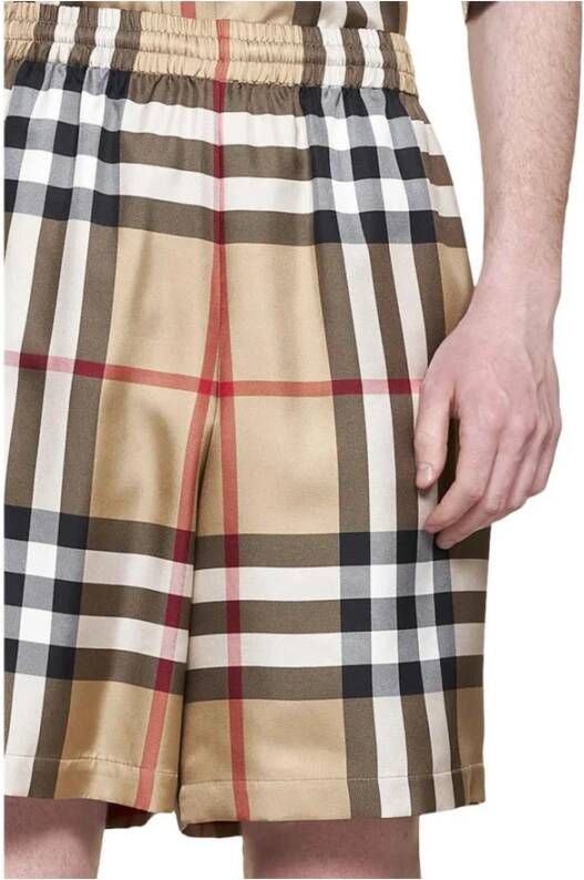 Burberry Men's Shorts Beige Heren