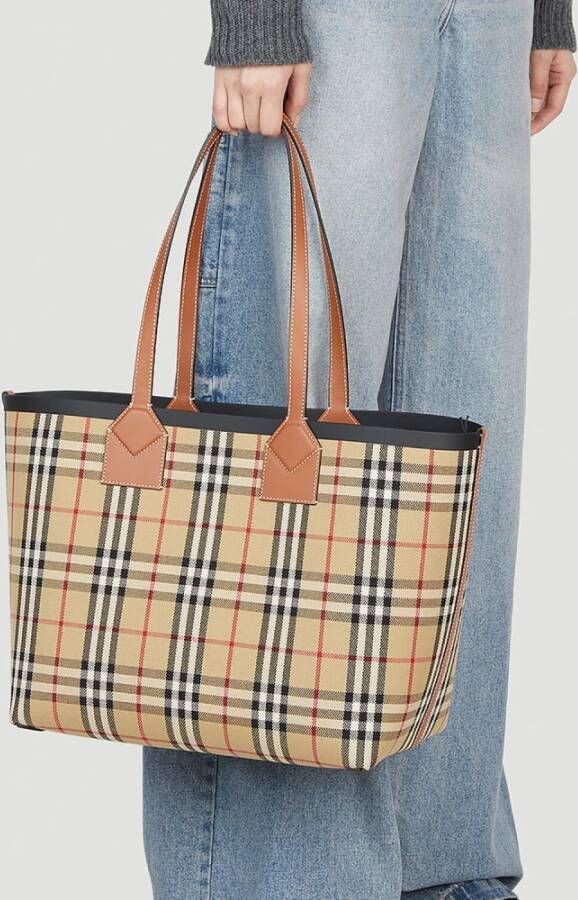 Burberry Tote Bags Beige Dames