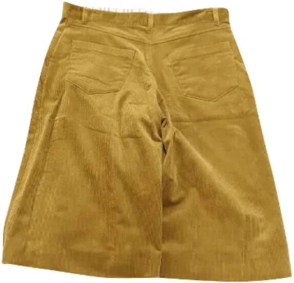 Burberry Vintage Tweedehands shorts Geel Dames