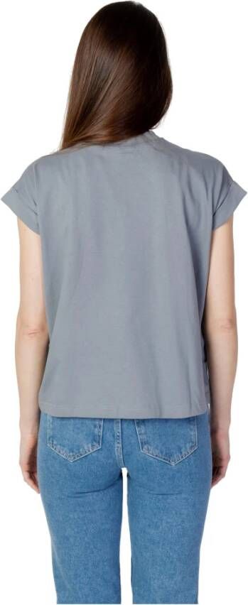 Calvin Klein T-shirt met brede omgeslagen boorden aan de mouwen - Foto 4