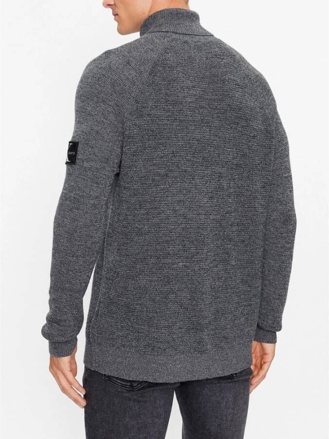 Calvin Klein Tijdloze elegantie met de Monologo Badge Sweater Grijs Heren