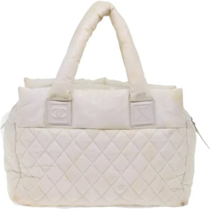 Chanel Vintage Pre-owned Leather handbags White Dames
