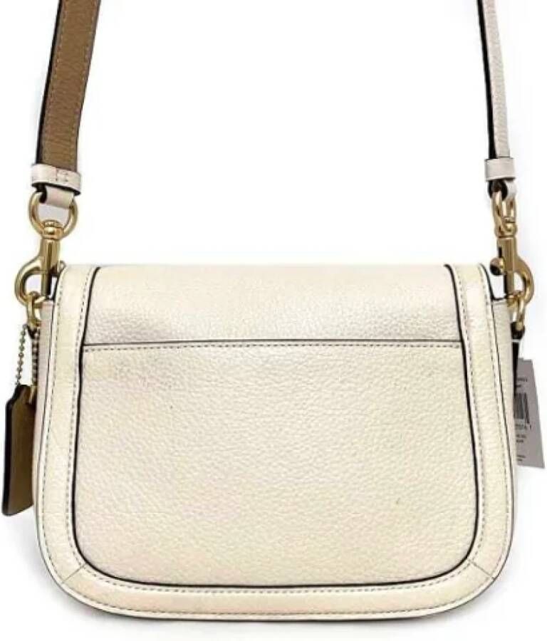 Coach Pre-owned Leather shoppers Beige Dames